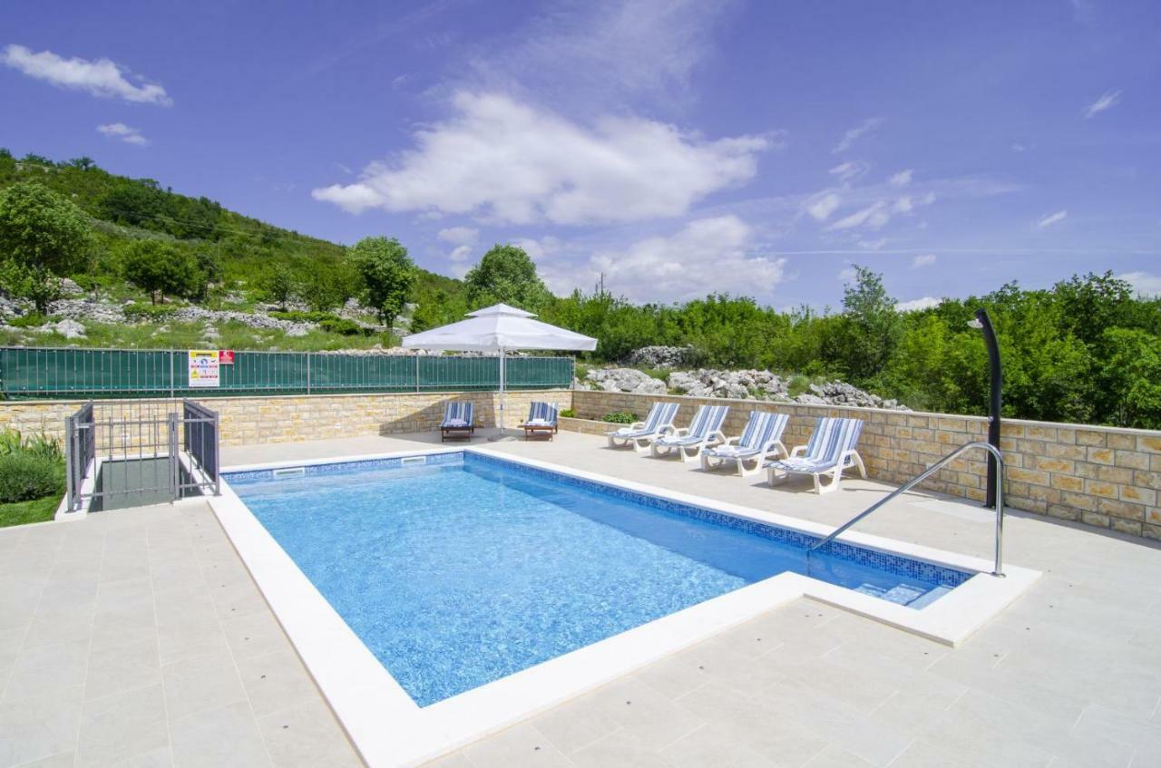Villa Katja Omiš Zewnętrze zdjęcie